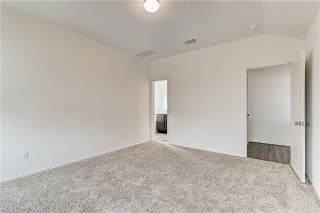 Building Photo - 5808 San Savino Dr