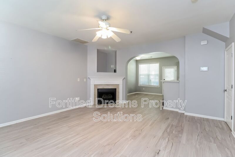 Building Photo - 4934 Sunset Ridge Ct