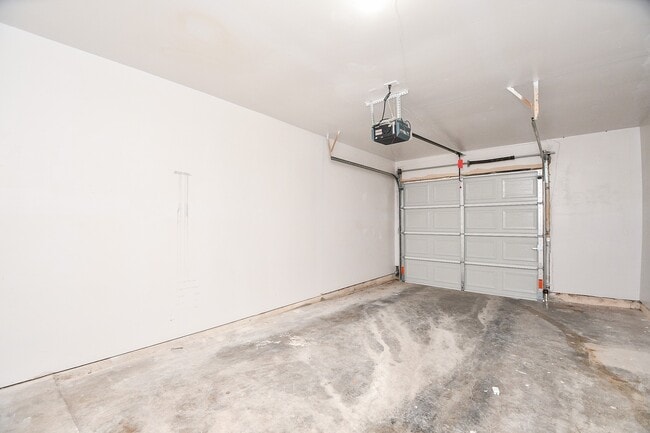 Building Photo - 5709 Arthington Ave