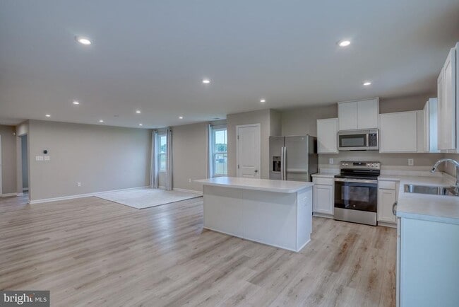 Building Photo - 99 Galena Rd