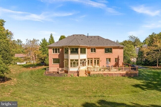 Building Photo - 20589 Myers Pl
