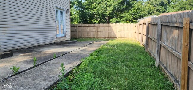 Building Photo - 5626 Prince Woods Cir