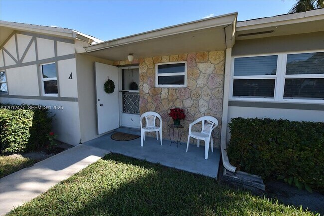 Building Photo - 2515 Emory Dr W