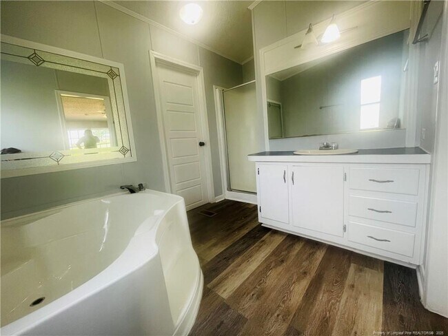 Building Photo - 2464 O'Hara Dr