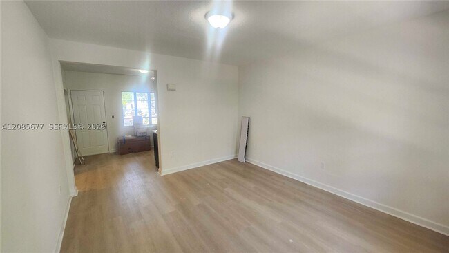 Building Photo - 847 81st St