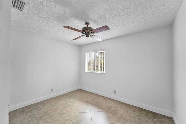 Building Photo - 2376 NW 36th Ave