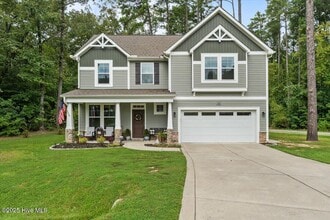 Building Photo - 400 Everest Ct