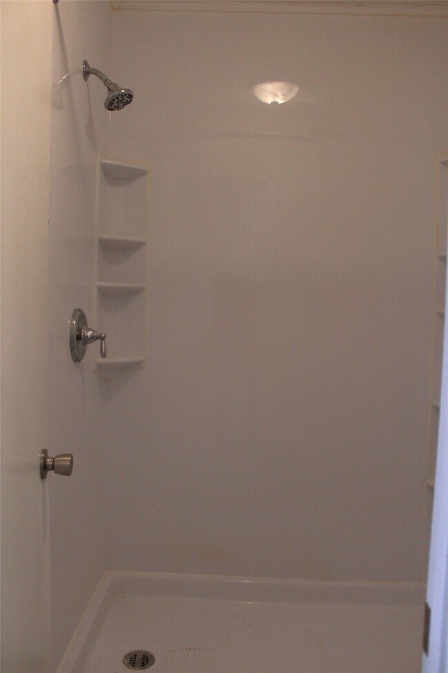 Building Photo - 4406 Lost Lake Ln