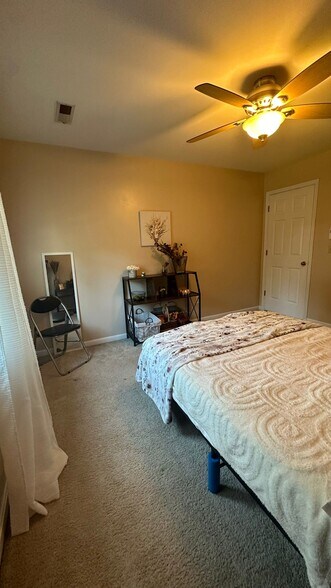 Building Photo - 11406 Enchanted Woods Way