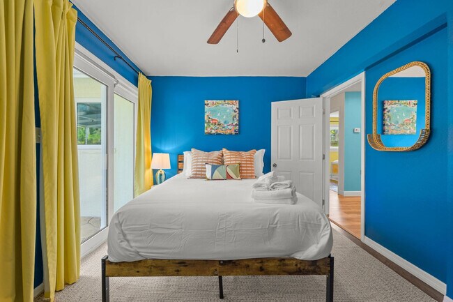 Building Photo - 1319 Saddle Ct