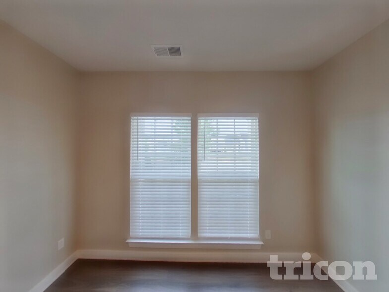 Building Photo - 2634 Pepper Branch Dr