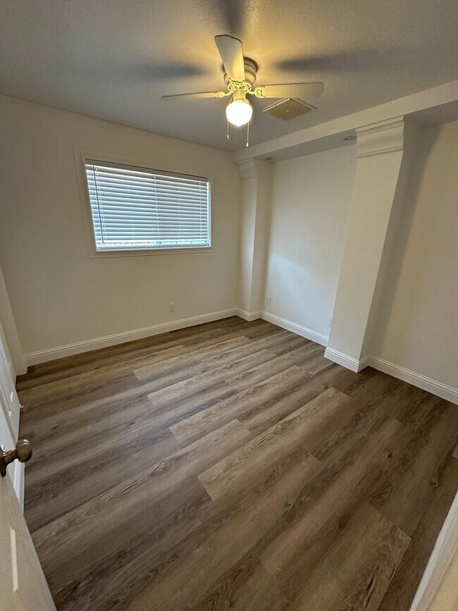 Building Photo - Fresno home for rent