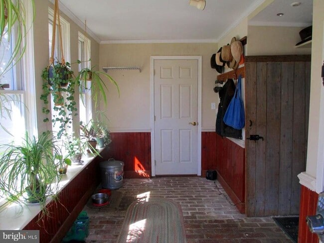 Building Photo - 8355 Broad Neck Rd