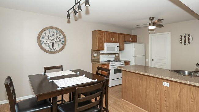Building Photo - 1272 Silk Oak Ln