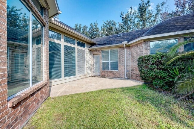 Building Photo - 12103 Medina Bend Ln