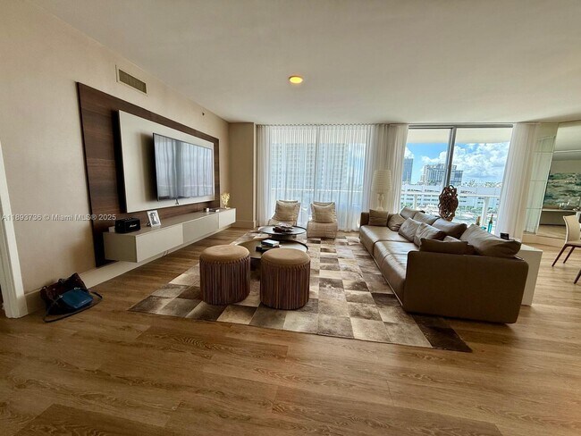 Building Photo - 17301 Biscayne Blvd