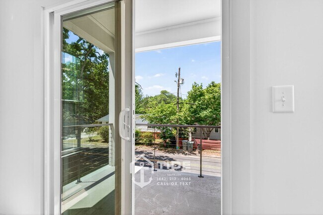 Building Photo - Modern Hanahan Living Near Park Circle