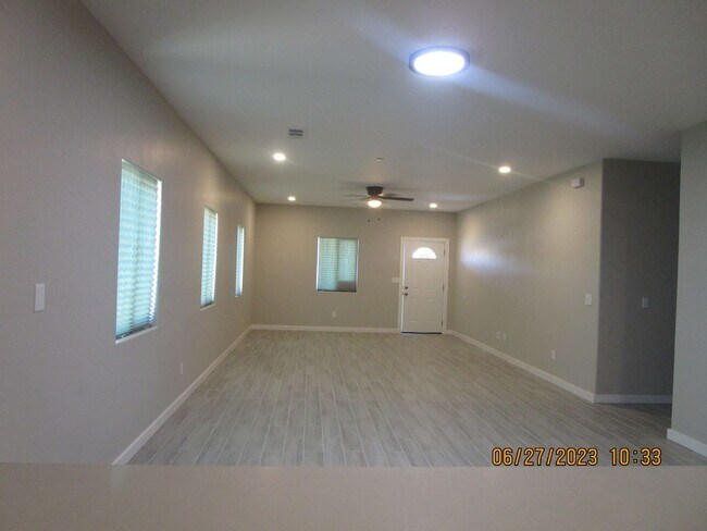 Building Photo - East Bakersfield New Build House -COMING SOON!
