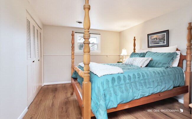 Building Photo - 15417 W Fair Ln