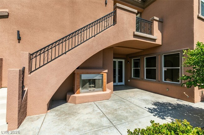 Building Photo - 11370 Merado Peak Dr
