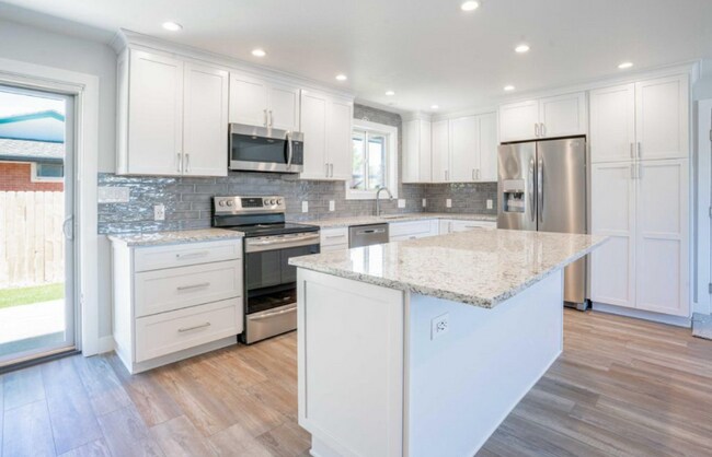 Building Photo - 12155 W 35th Ave