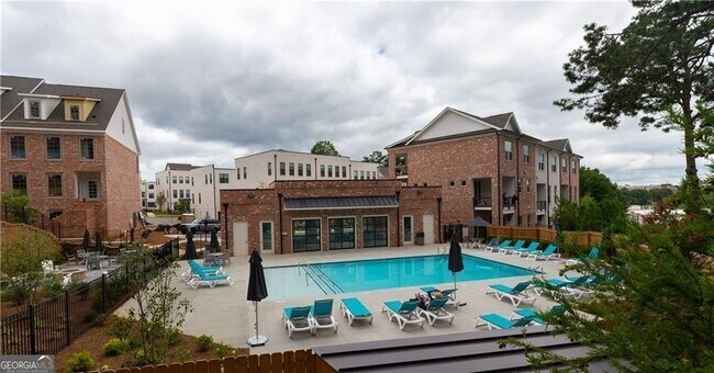 Building Photo - 469 Burton Dr