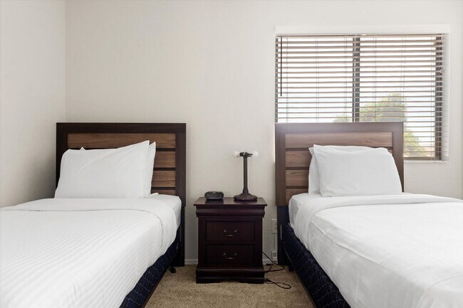 Building Photo - 16310 N 151st Ave