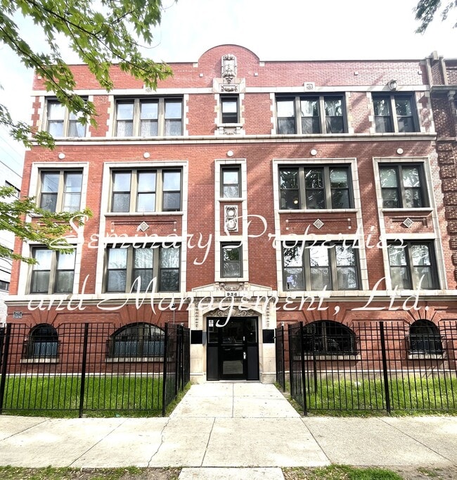 Building Photo - 936 W Sunnyside