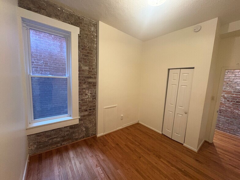 Building Photo - 1308 Fairmont St NW
