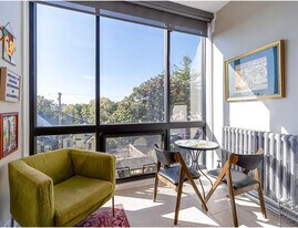 Building Photo - 722 18th St