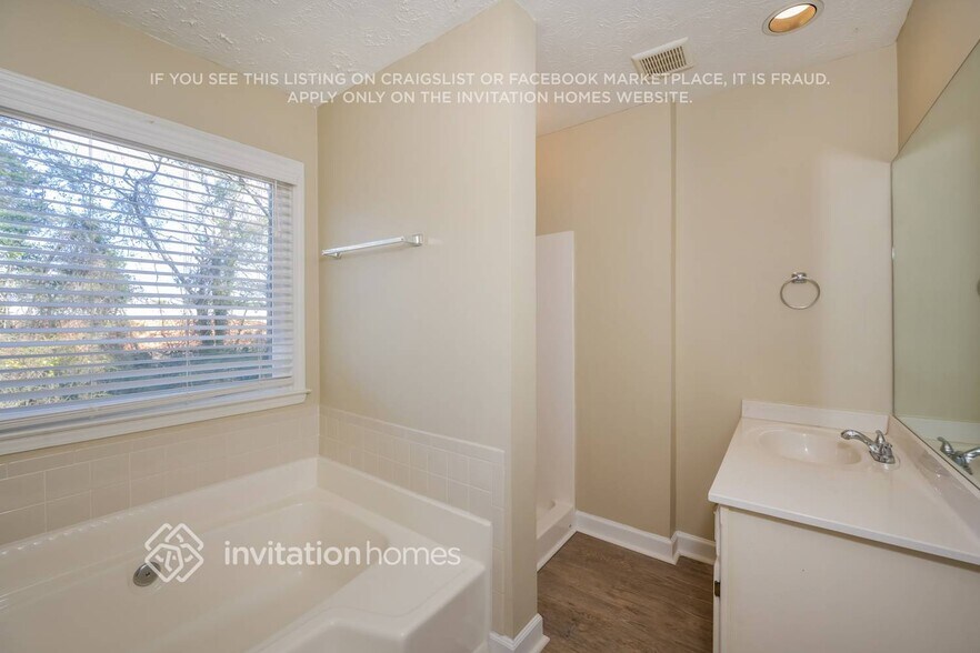 Building Photo - 3735 Starboard Ln