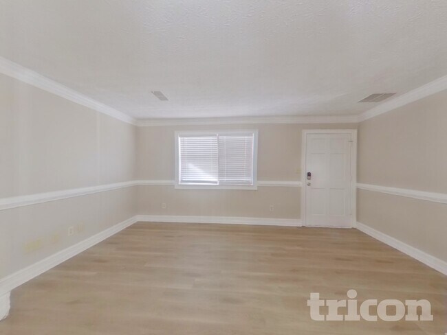 Building Photo - 20 Summerfield Ct