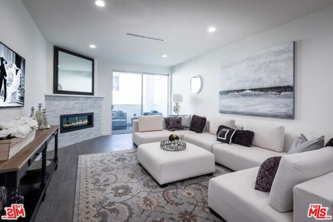 Building Photo - 12045 Guerin St