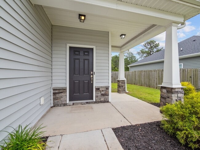 Building Photo - 220 Salty Dog Ln