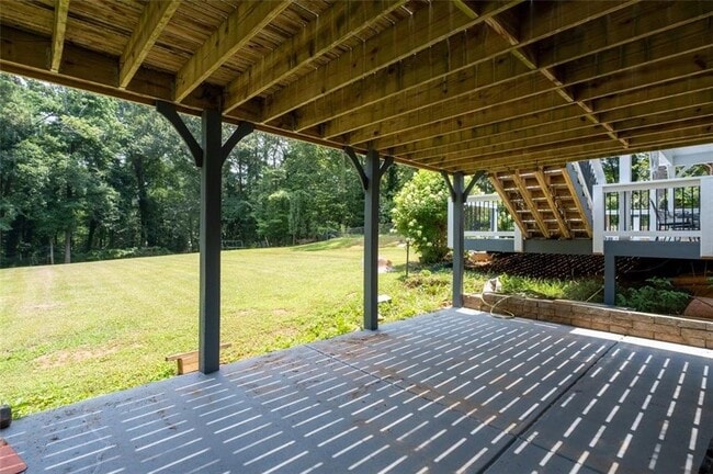 Building Photo - 353 Westside Dr