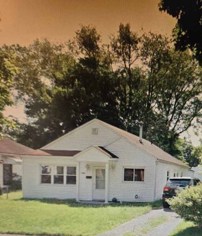 Building Photo - 1034 Seward Ave