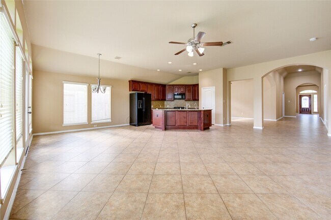 Building Photo - 5615 Stoneridge Ct