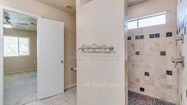 Building Photo - 3402 W Frankfurt Dr