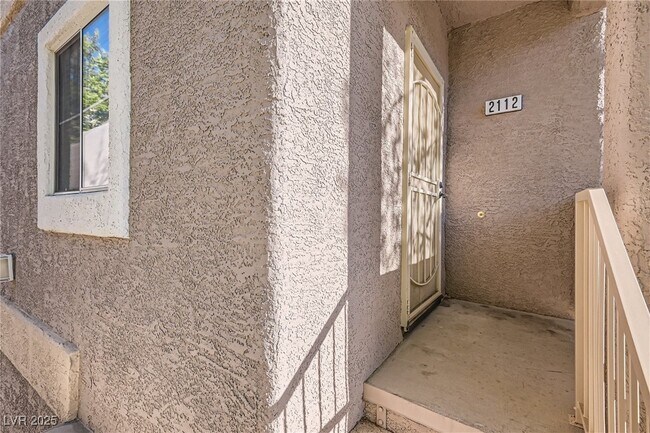 Building Photo - 5250 S Rainbow Blvd