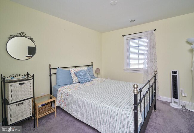 Building Photo - 3238 Waterstone Ct