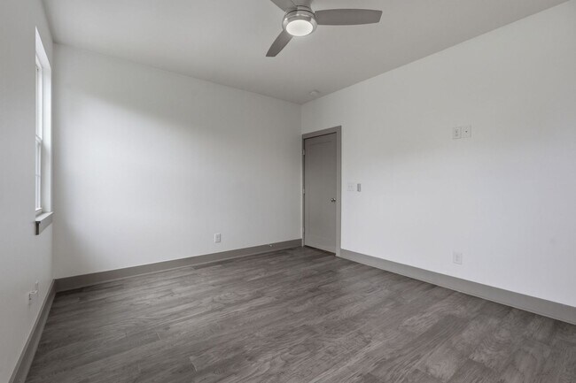 Building Photo - 122H Oceola Ave