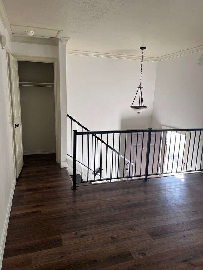 Primary Photo - 889 Bristle Pine Pl