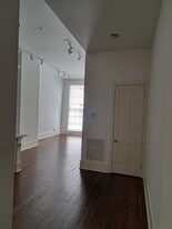 Building Photo - 204 Decatur St