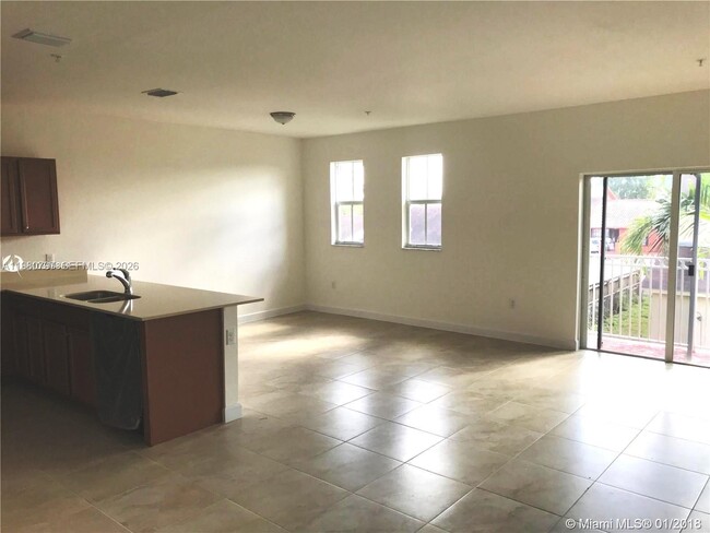 Building Photo - 210 NW 109th Ave