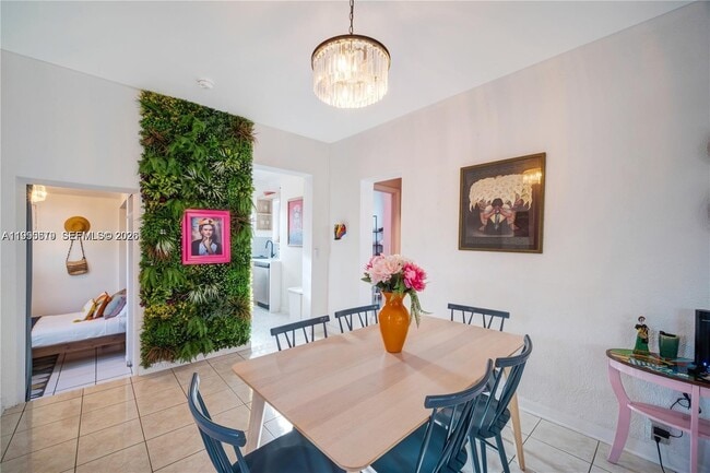 Building Photo - 13654 NE 20th Pl