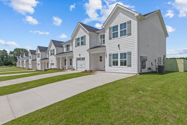 Building Photo - 200 Clifton Dr