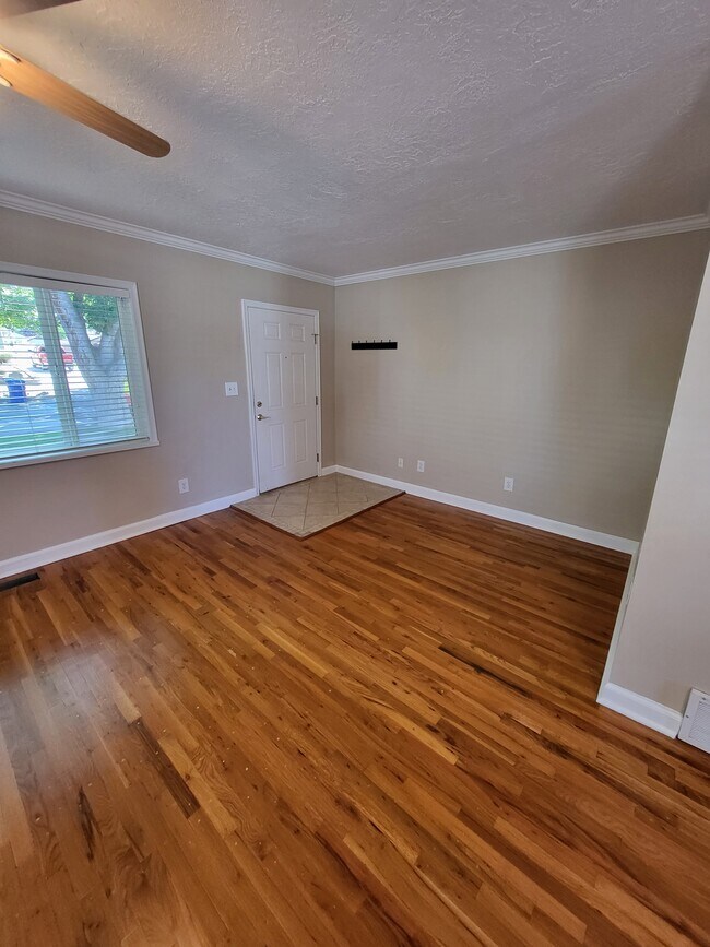 Building Photo - 1898 S Nevada St