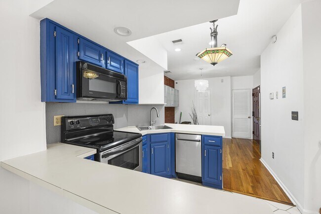 Building Photo - 222-224 48th St
