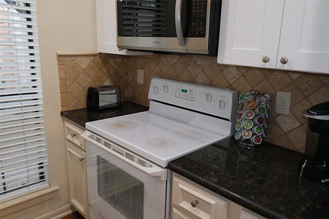 Building Photo - 2001 Bering Dr