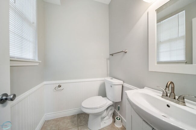 Building Photo - 2926 Gypsum Cir